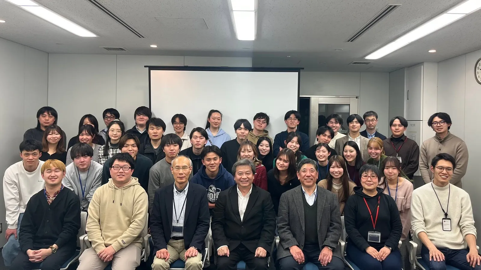 Asahi Laboratory group photo